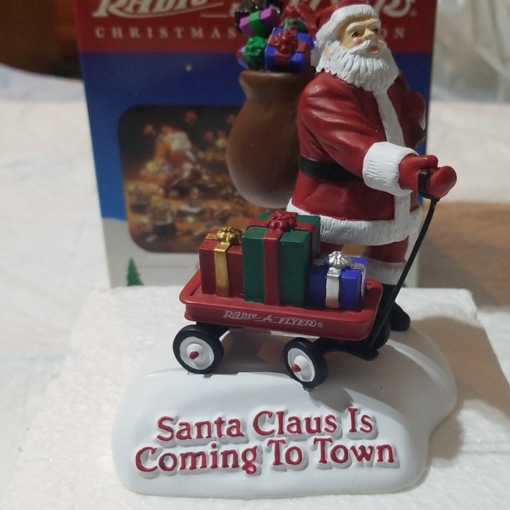Radio Flyer Santa Claus Coming to Town Collectible